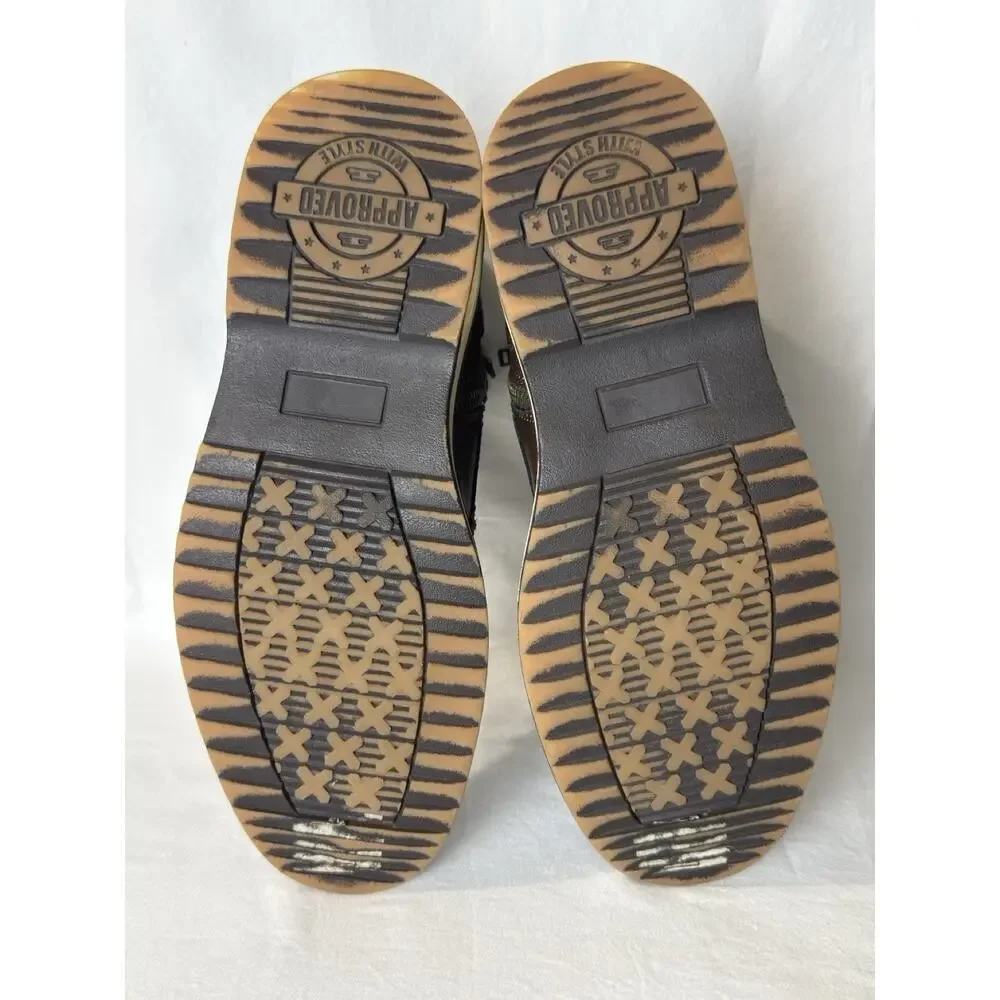 BKE holt men’s